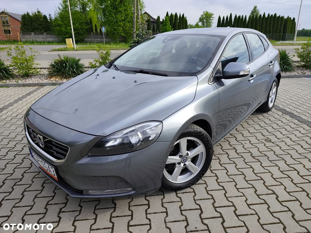 Volvo V40 D2 - 1