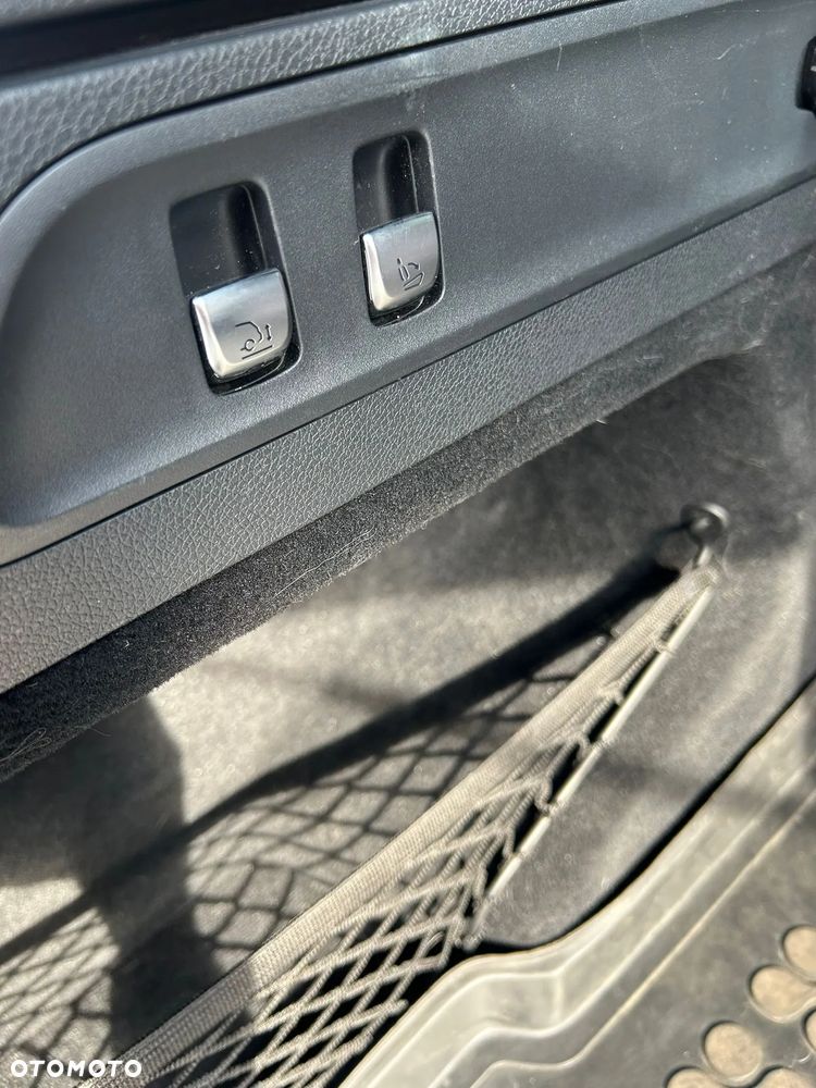 Mercedes-Benz GLC - 16