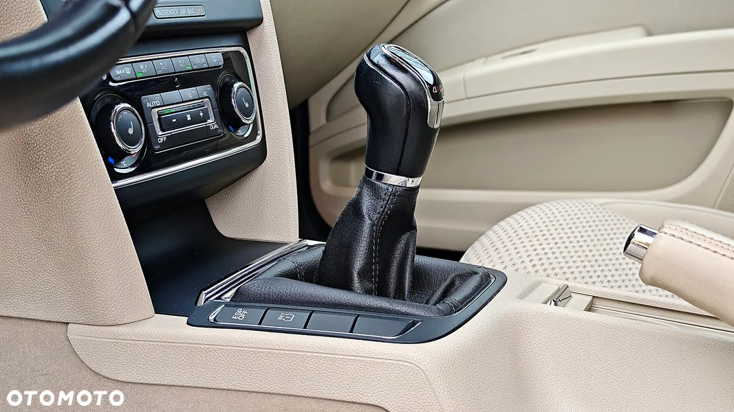 Skoda Superb 1.8 TSI 4x4 Platinum - 17