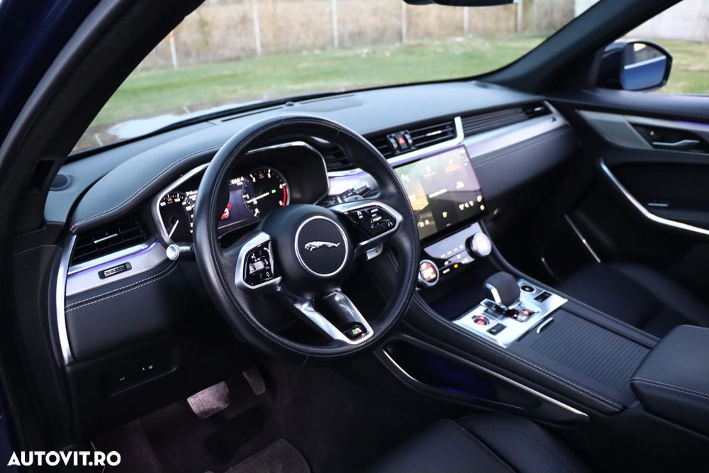 Jaguar F-Pace D200 AWD R-Dynamic HSE - 12