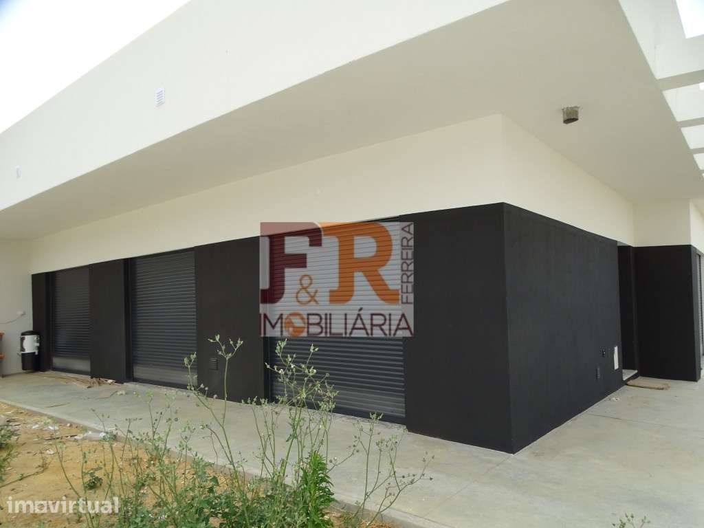 Moradia Isolada Térrea V4 com Garagem - Quinta do Anjo Palmela - Grande imagem: 2/37