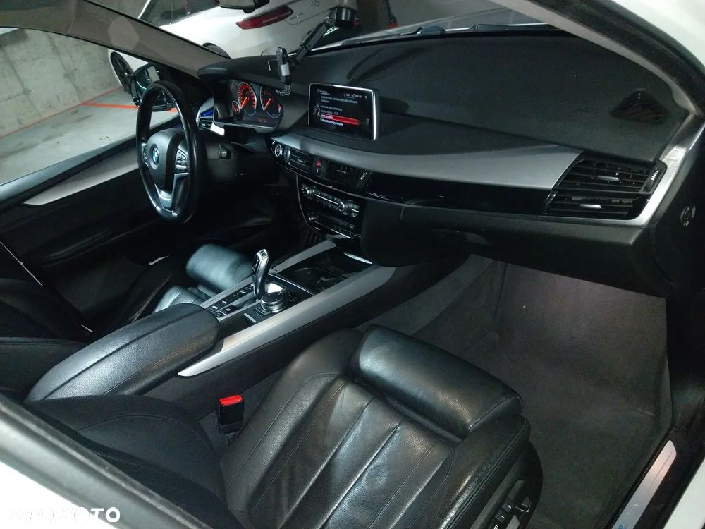 BMW X5 xDrive40e - 8