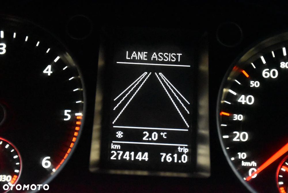 Volkswagen Passat 2.0 TDI DSG Comfortline - 37