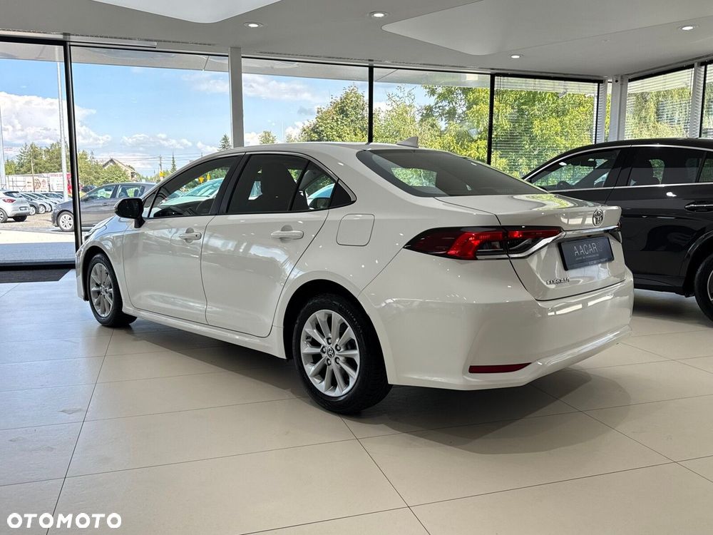 Toyota Corolla - 3