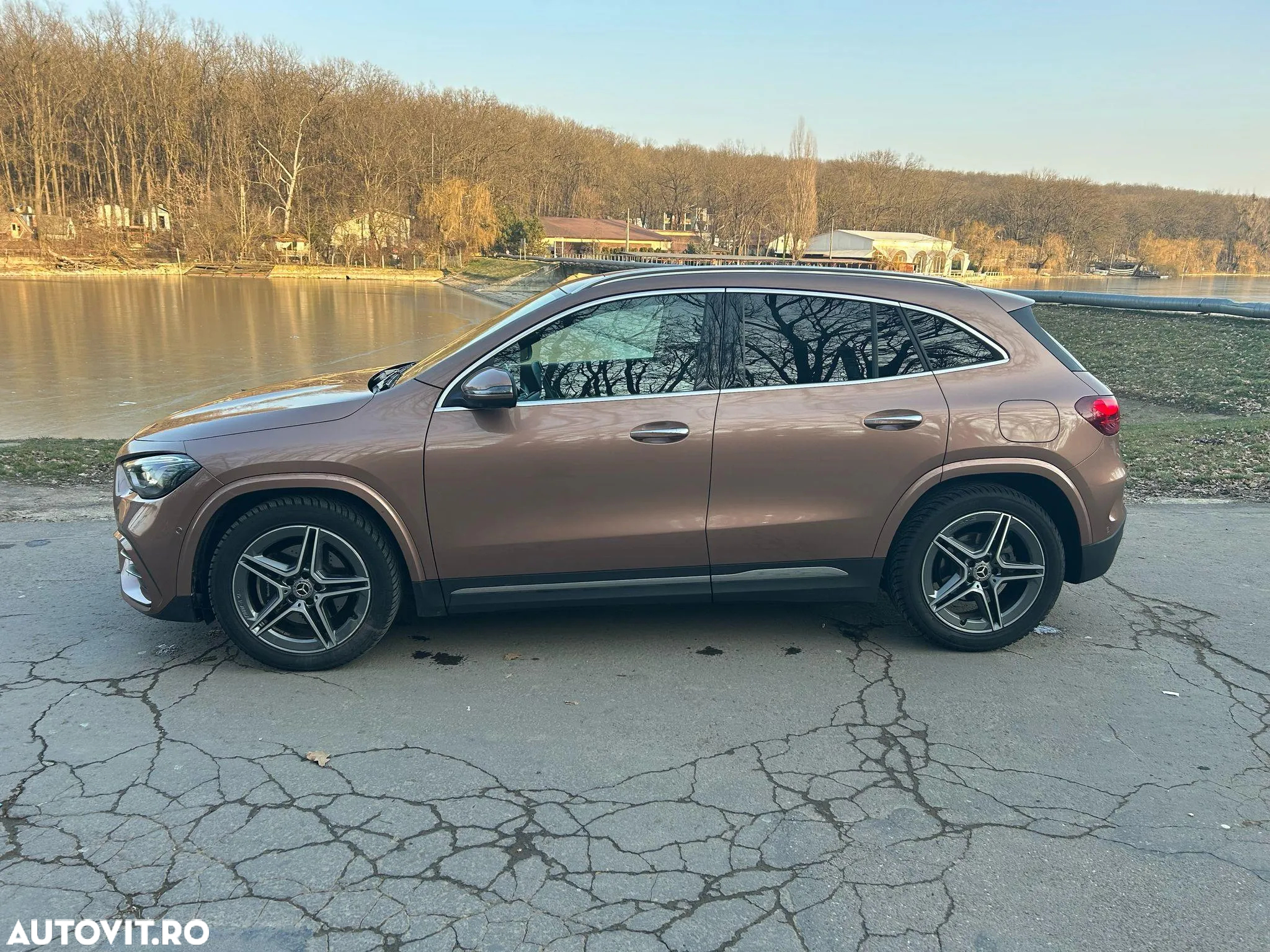 Mercedes-Benz GLA 200 d 4MATIC Aut. - 9