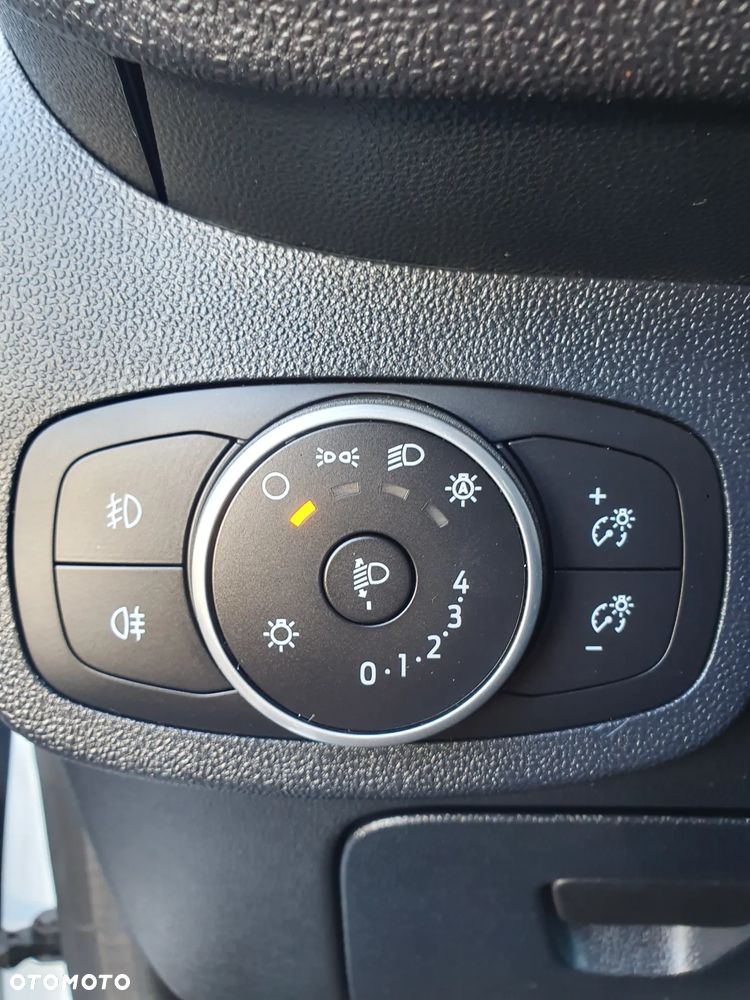 Ford Fiesta 1.1 S&S TREND - 20