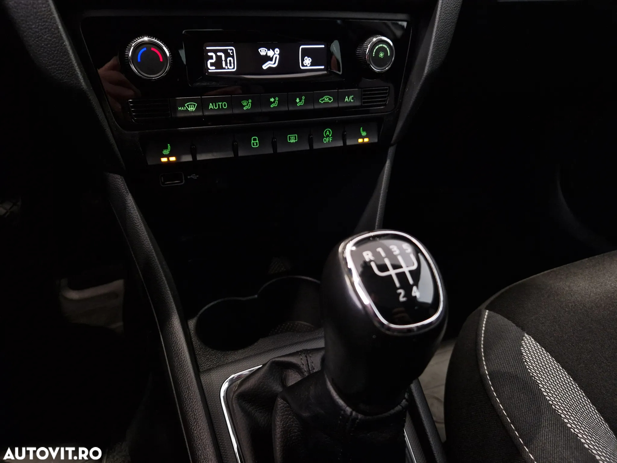 Skoda RAPID 1.0 TSI Ambition - 23