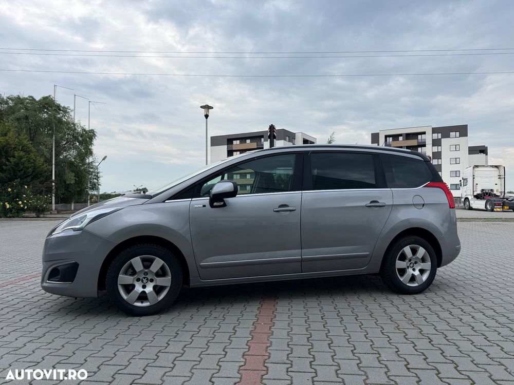 Peugeot 5008 1.6 THP Active - 29