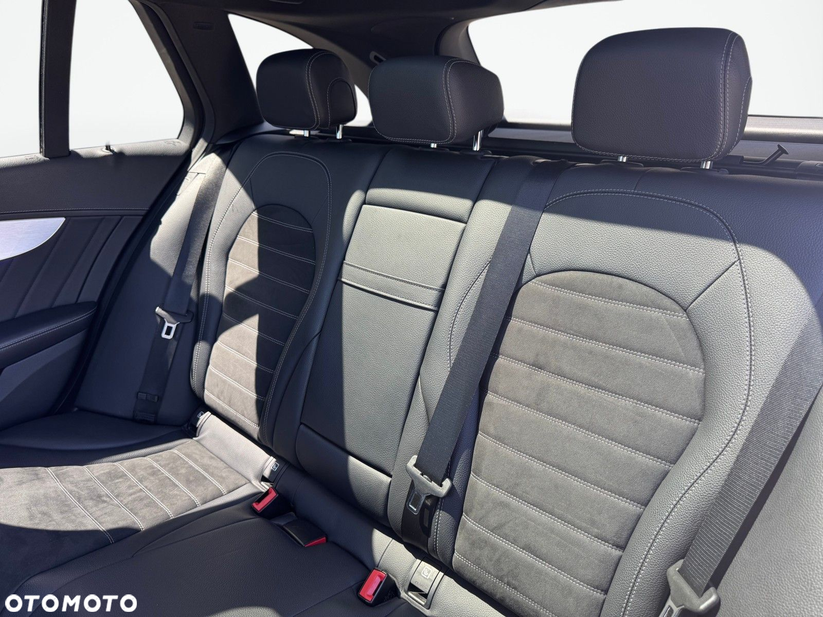 Mercedes-Benz Klasa C 220 d 4MATIC 9G-TRONIC - 13