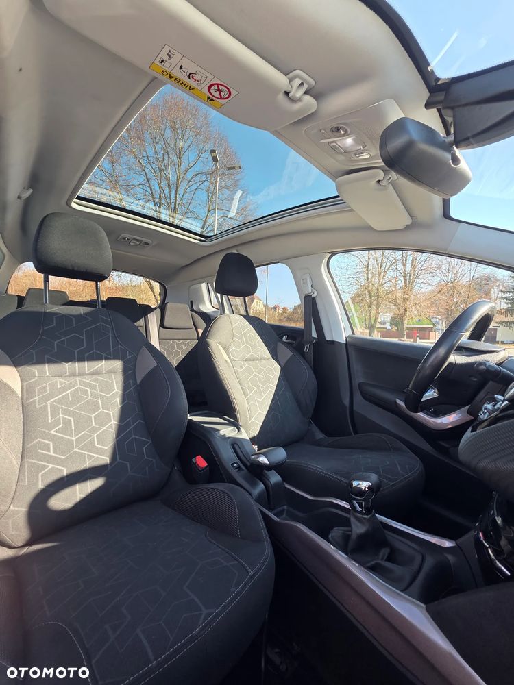 Peugeot 2008 PureTech 82 Style - 28