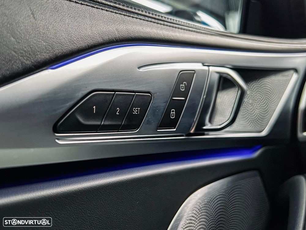 BMW 840 d xDrive Pack M - 41