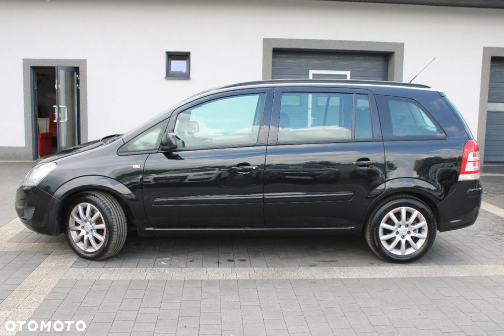 Opel Zafira - 3
