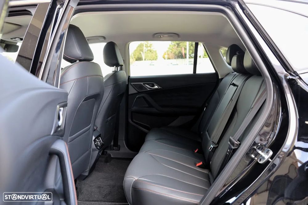 MG HS 1.5 Plug-in Hybrid Luxury - 11