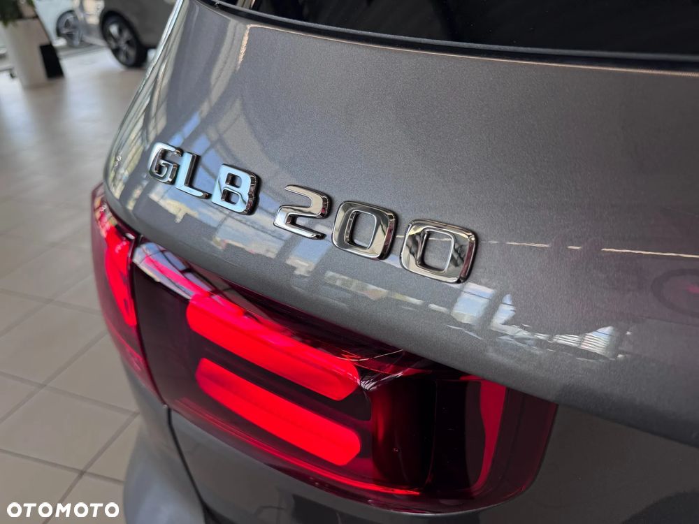 Mercedes-Benz GLB 200 AMG Line 7G-DCT - 15