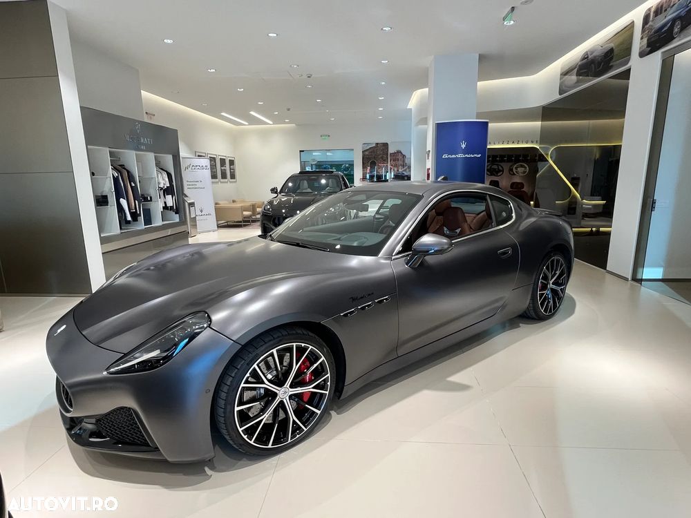 Maserati GranTurismo - 1