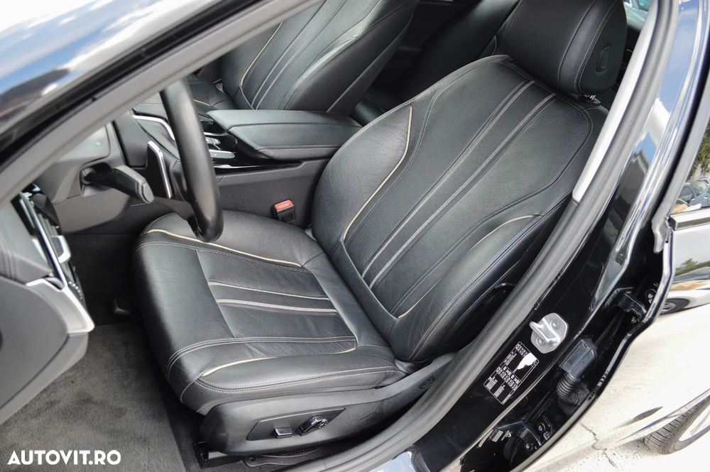 BMW Seria 5 520d Aut. Luxury Line - 23