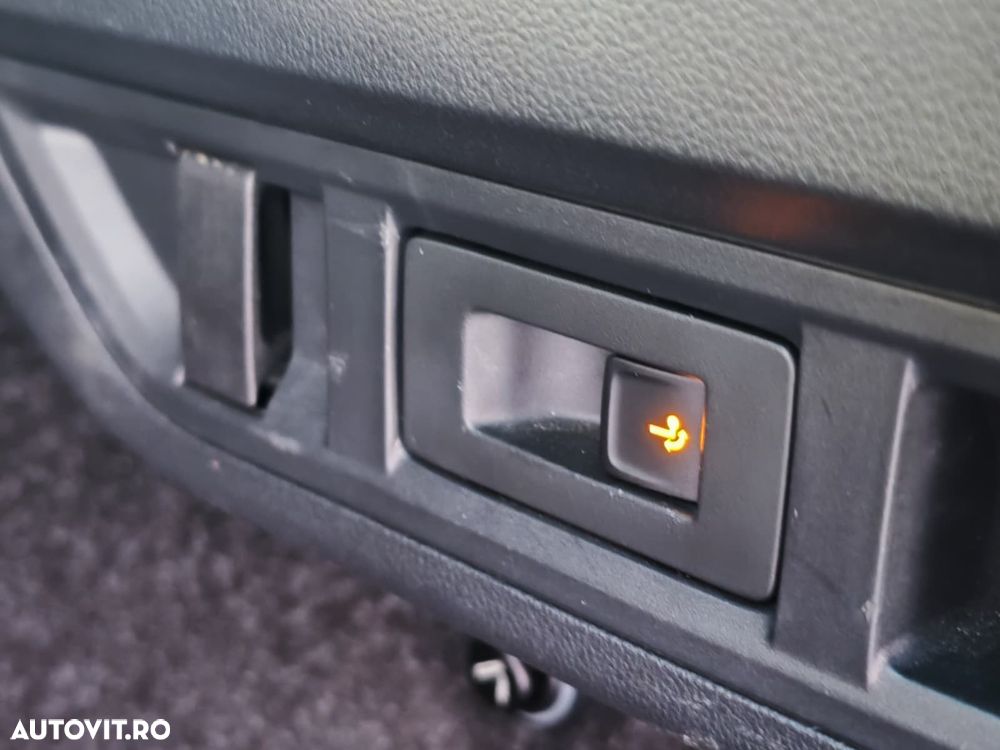 Skoda Octavia 2.0 TDI DSG 4X4 Style - 16