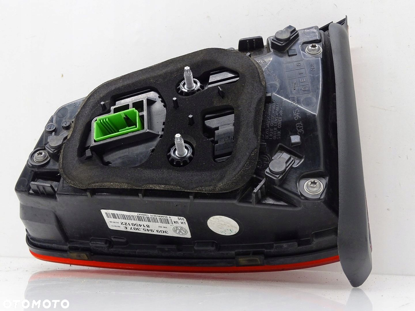 LAMPA LED LEWY TYŁ LEWA TYLNA VW PASSAT B8 3G KOMBI 3G9945307E - 3