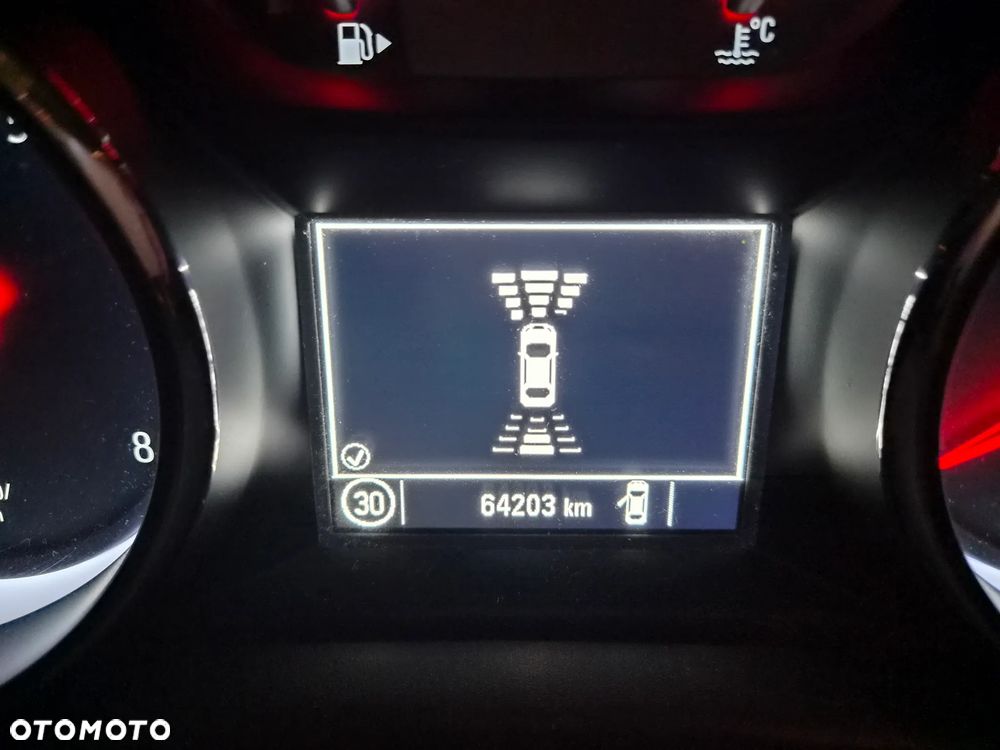 Opel Astra 1.4 T Dynamic - 19