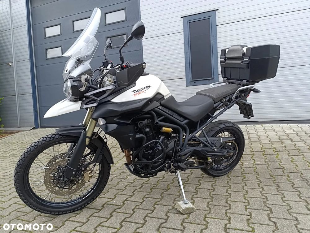 Triumph Tiger - 2