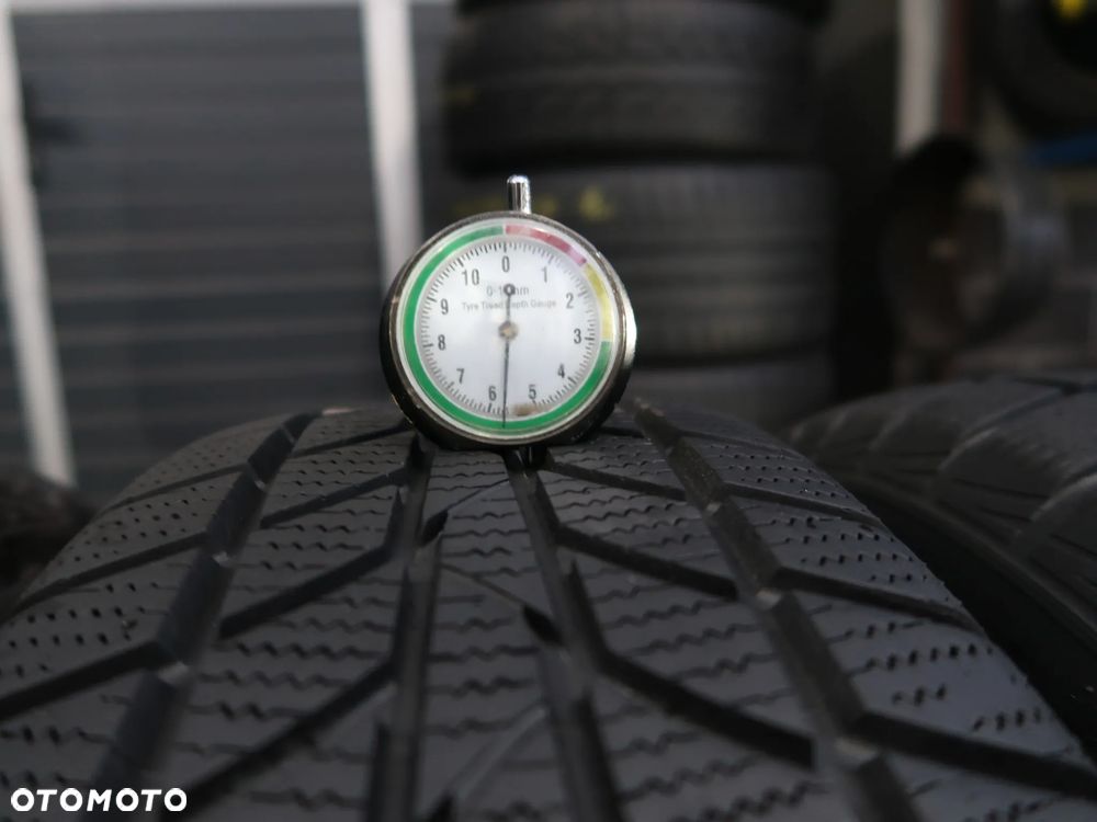 Komplet opon Hankook Winter iCept RS 205/70R15 96T - 4