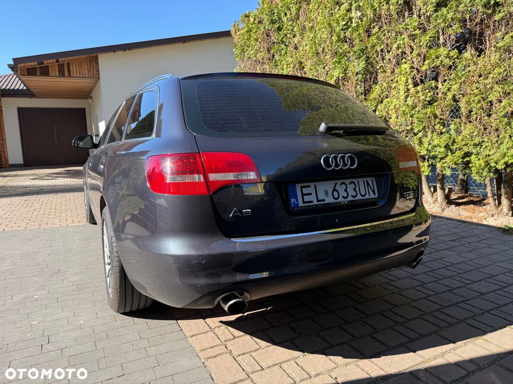 Audi A6 Avant 2010 photo 5