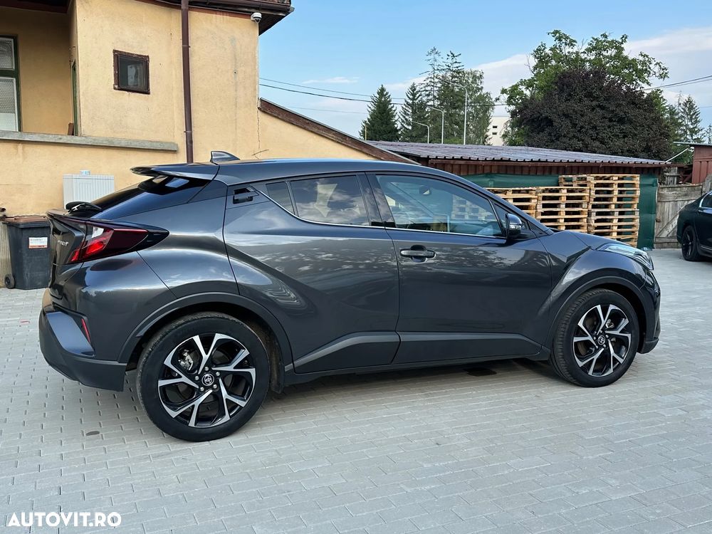 Toyota C-HR Hybrid Business-Edition - 14