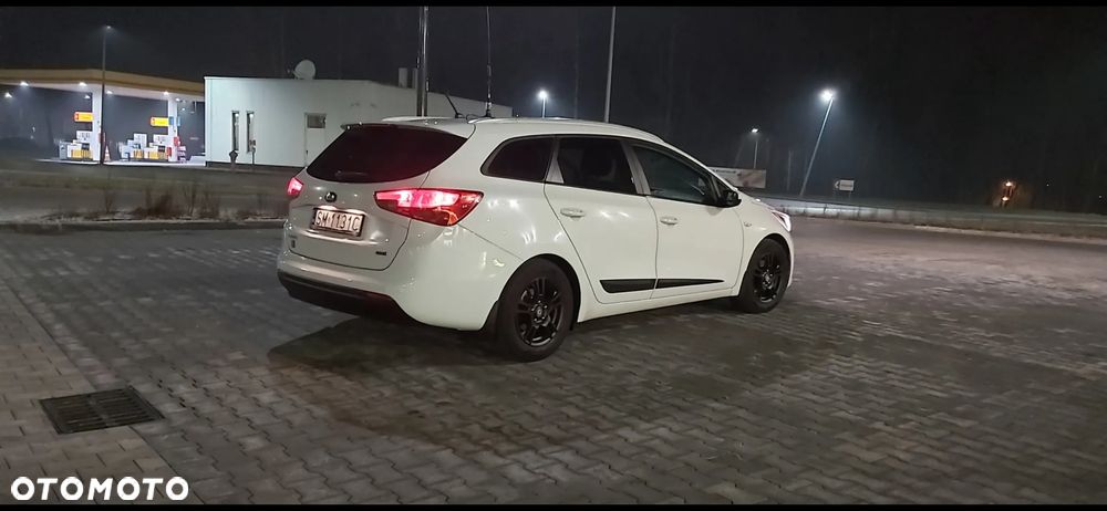 Kia Ceed 1.6 CRDi M - 4