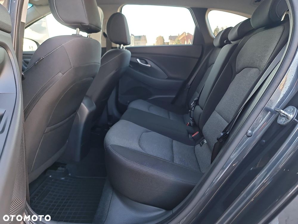 Hyundai i30 1.0 T-GDI Smart DCT - 34