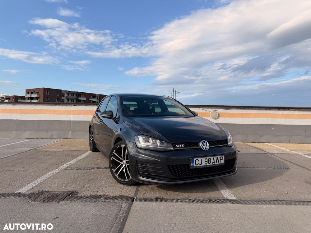 Volkswagen Golf GTD 2.0 TDI SCR DSG - 2