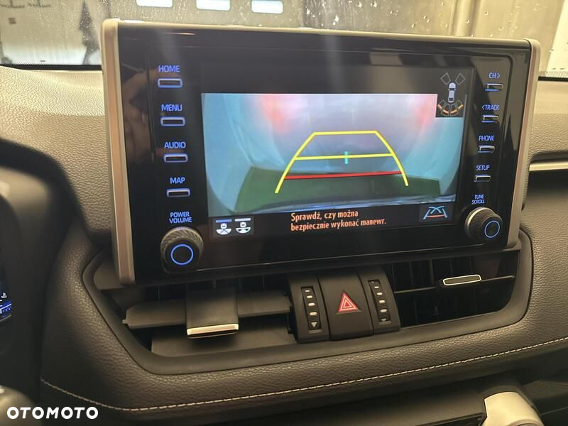 Toyota RAV4 - 16