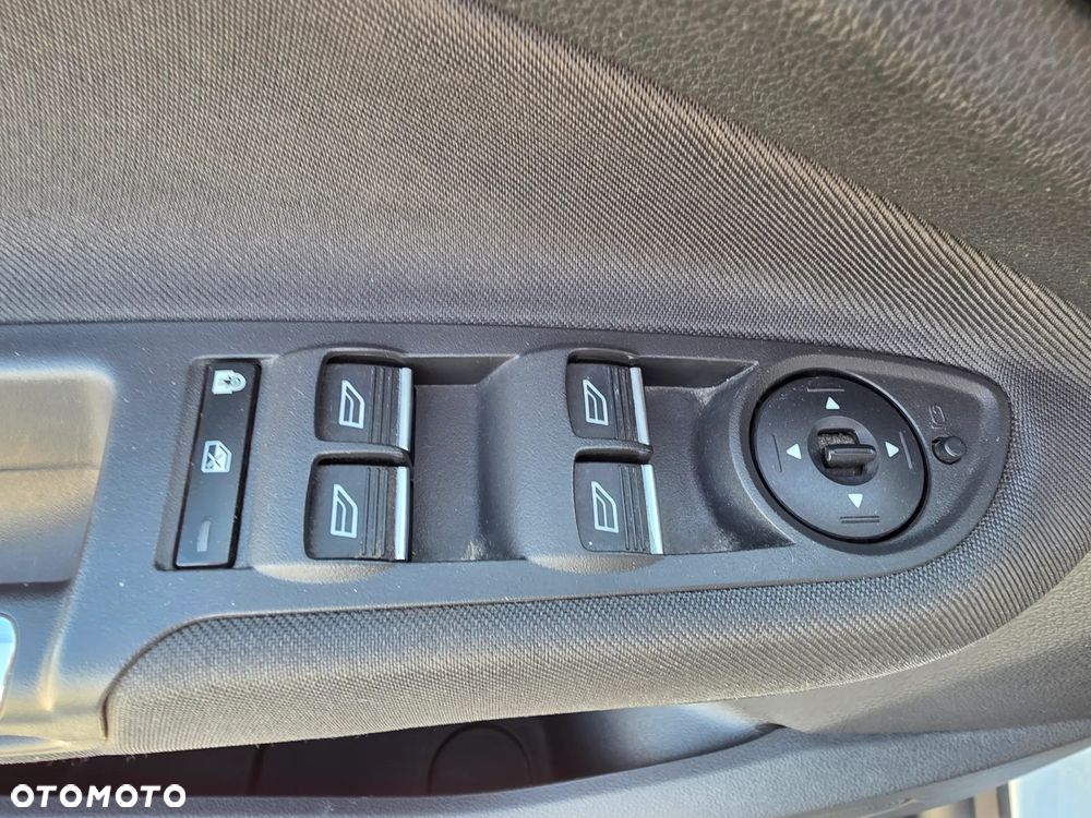 Ford C-MAX 1.5 TDCi Start-Stop-System Titanium - 11