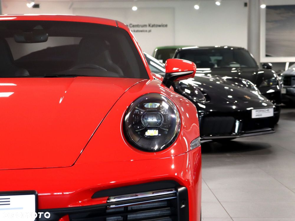 Porsche 911 Carrera Turbo S - 9