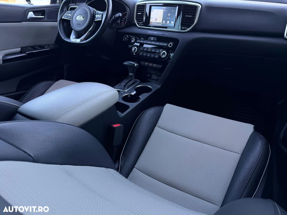 Kia Sportage 1.6 T-GDI 7DCT 4x4 GT Line - 17