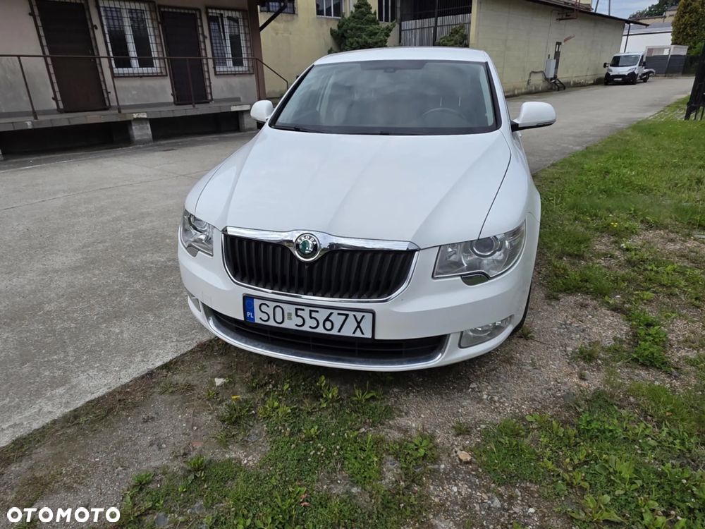 Skoda Superb Combi 1.8 TSI DSG Elegance - 9