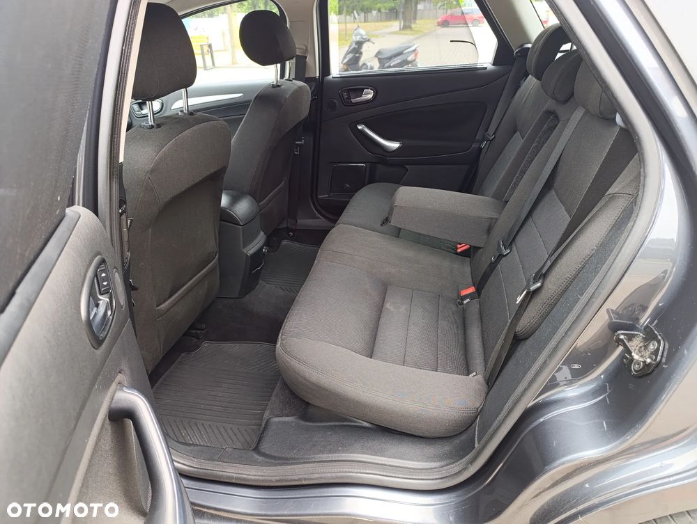 Ford Mondeo 2.0 TDCi Titanium X - 17