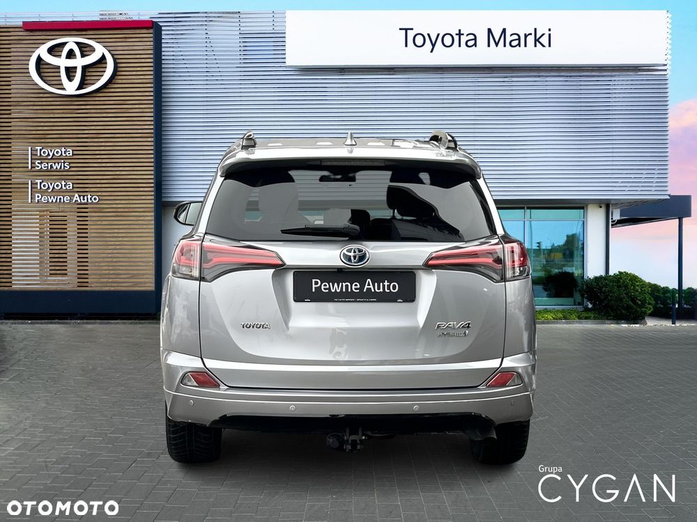 Toyota RAV4 - 4