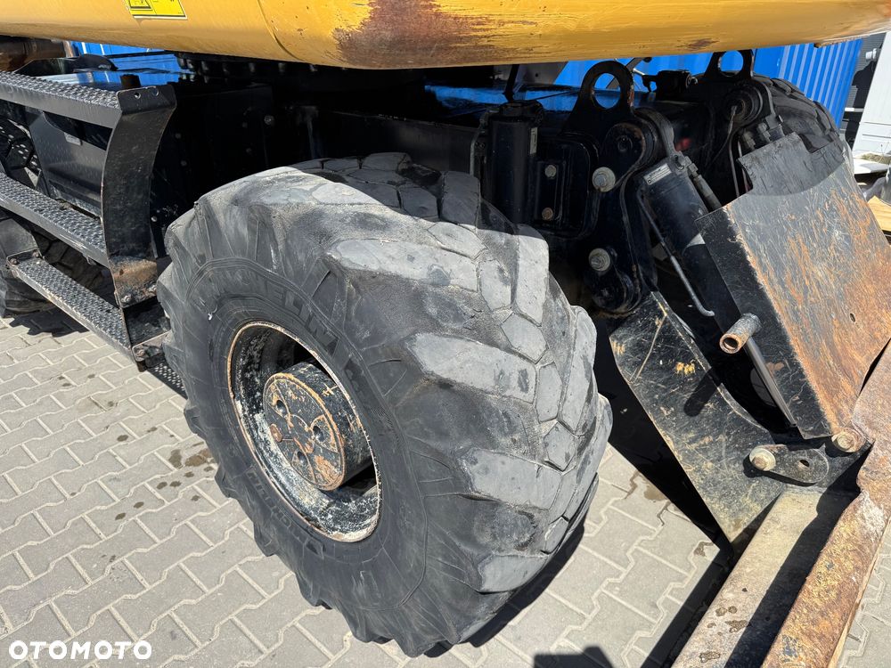Caterpillar M315D 17000kg - 28