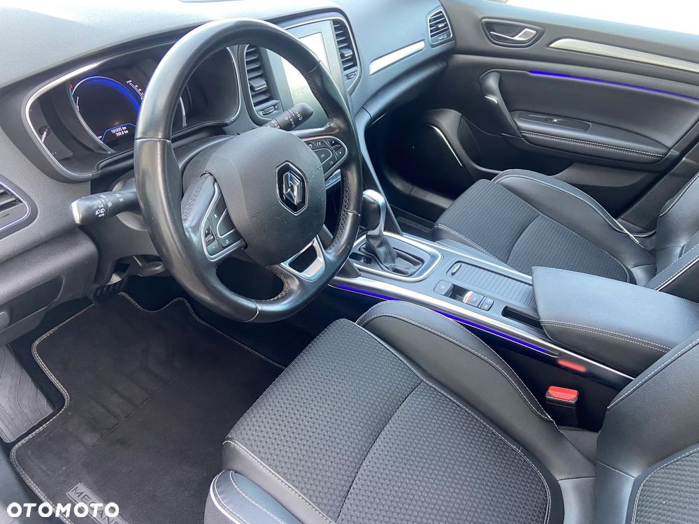 Renault Megane BLUE dCi 115 EDC BOSE EDITION - 33