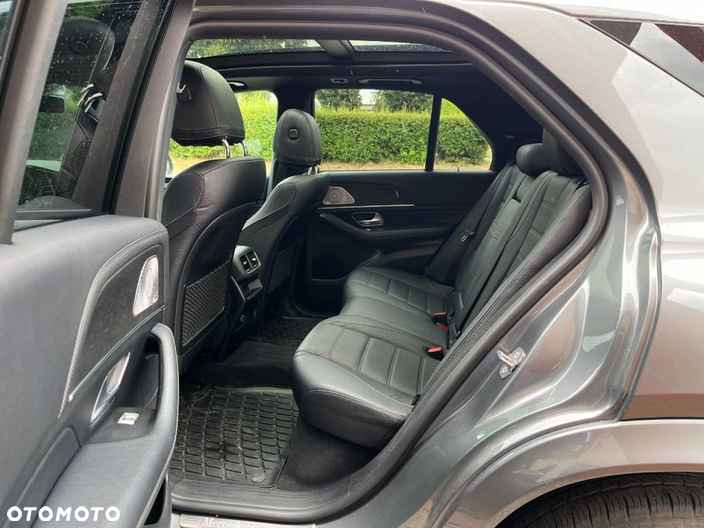 Mercedes-Benz GLE 350 d 4Matic 9G-TRONIC AMG Line - 23