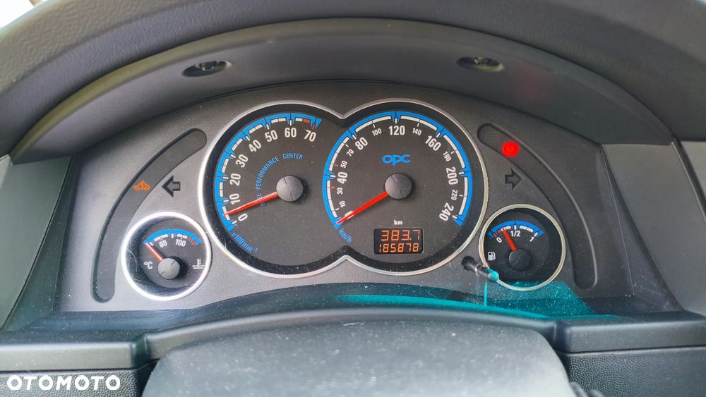 Opel Meriva 1.6 T OPC - 2