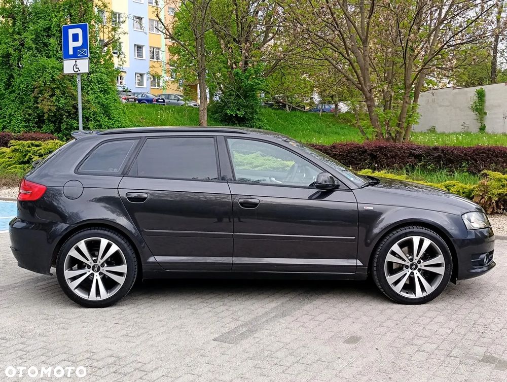 Audi A3 Sportback 2.0 TDI DPF S line Sportpaket - 4