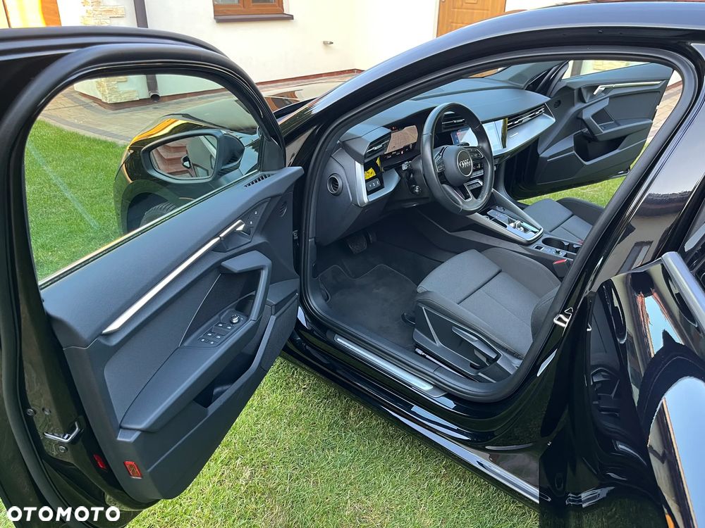 Audi A3 Limousine 35 TFSI Sport S tronic - 5