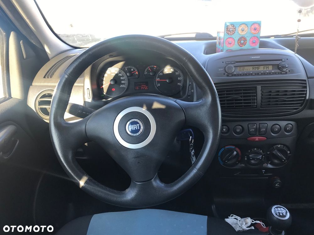 Fiat Punto 1.2 8V - 6