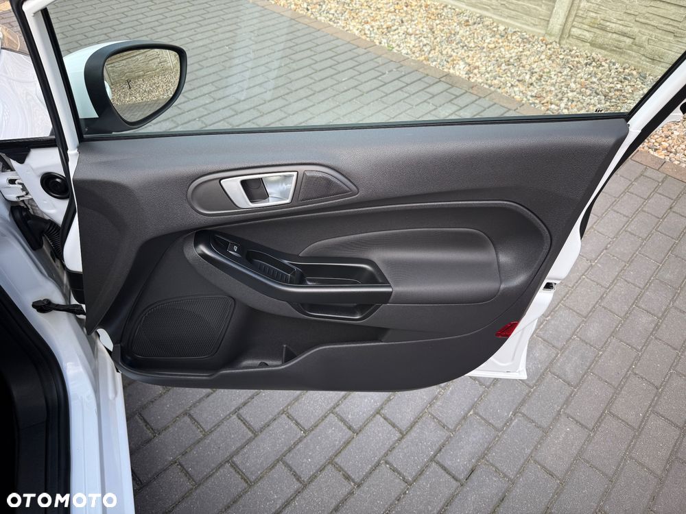 Ford Fiesta - 20