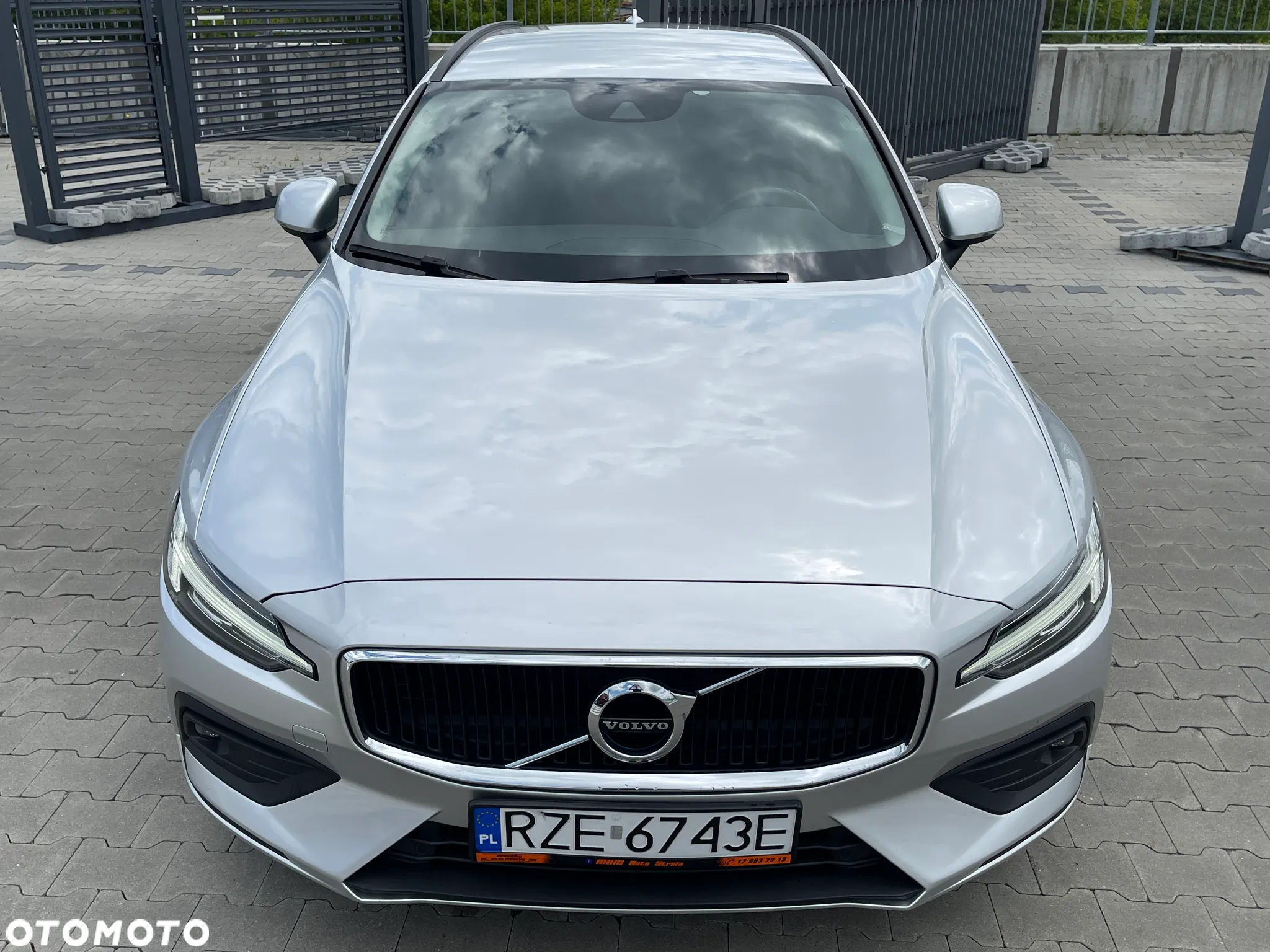 Volvo V60 D3 Geartronic Momentum - 2