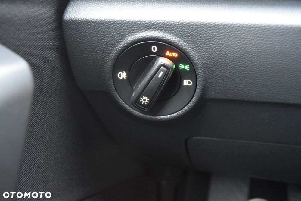 Volkswagen T-Roc 1.5 TSI Life - 24