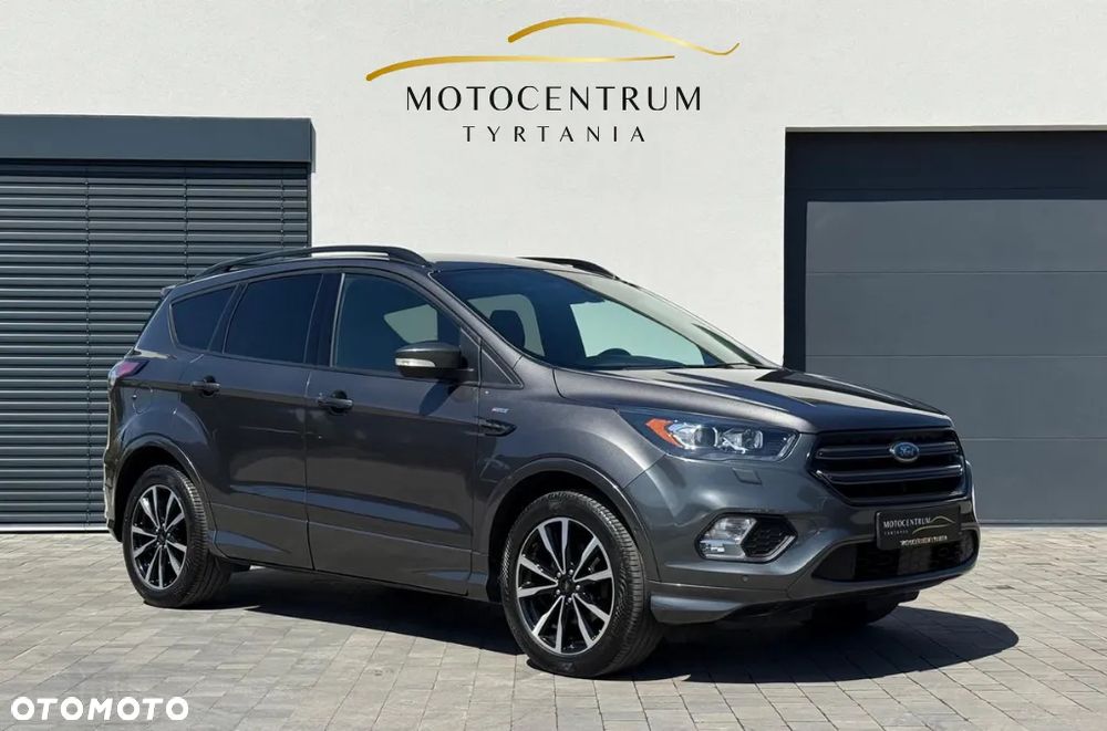 Ford Kuga 1.5 EcoBoost 2x4 ST-Line - 1
