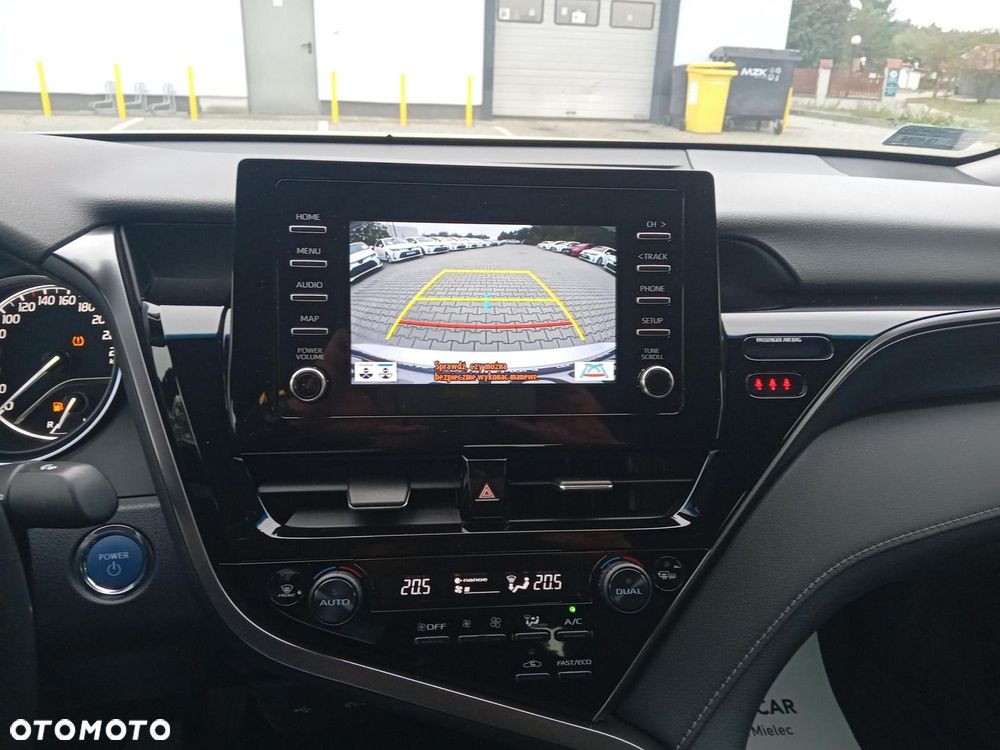 Toyota Camry 2.5 Hybrid Comfort CVT - 13