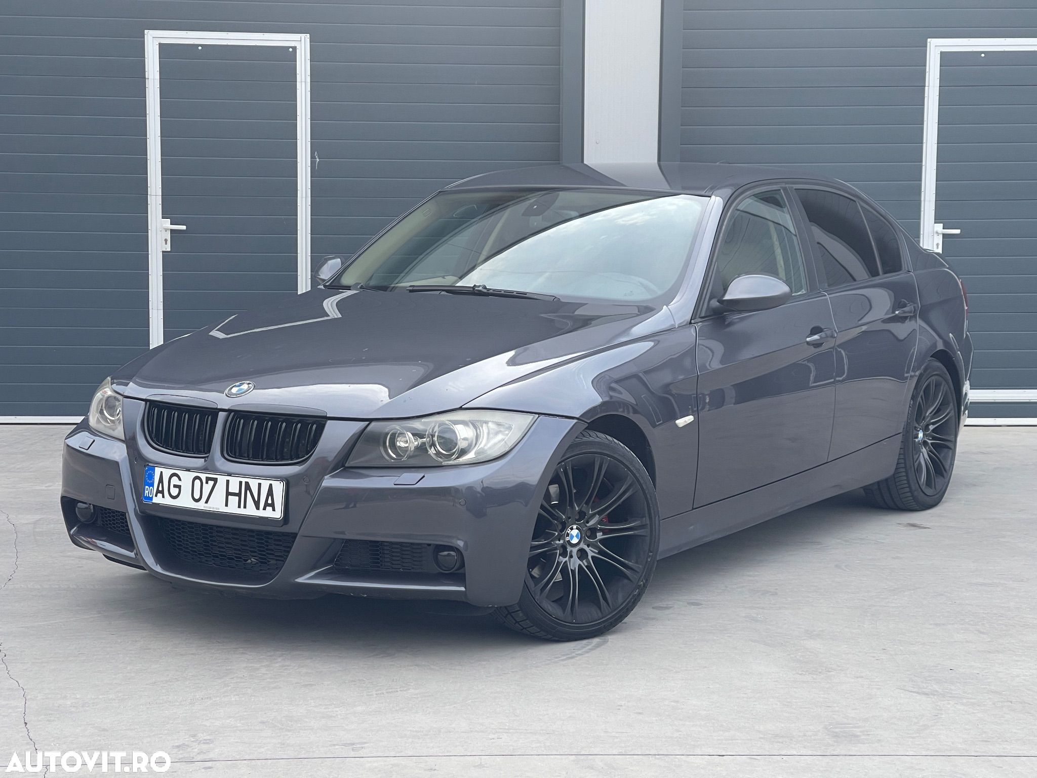 BMW Seria 3 - 1